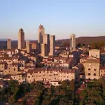 Castello Di Fulignano Berizio Deluxe Apartamento *